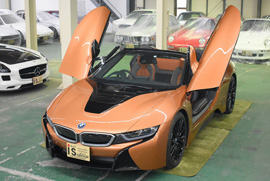 BMW　i8　ﾛｰﾄﾞｽﾀｰ